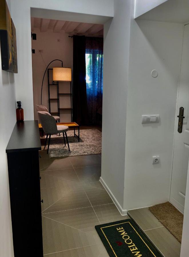 4Rooms 4U Belgrado Buitenkant foto