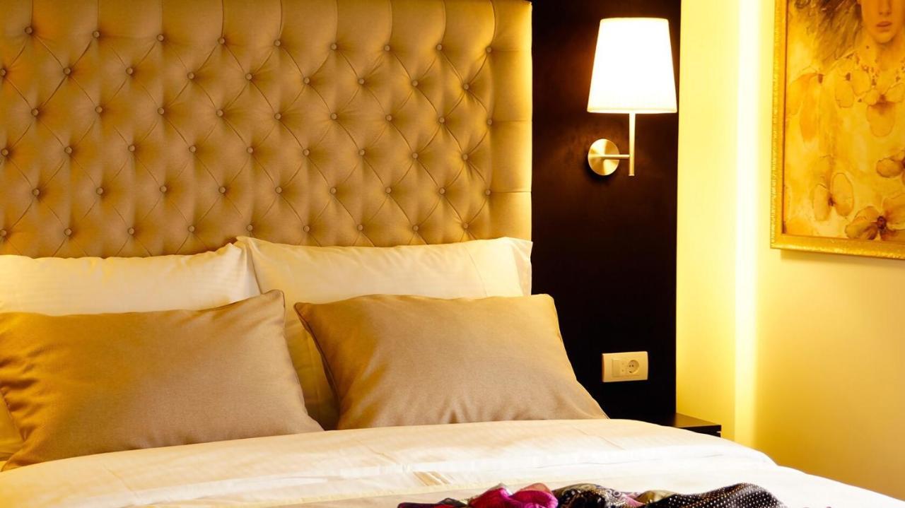 4Rooms 4U Belgrado Buitenkant foto