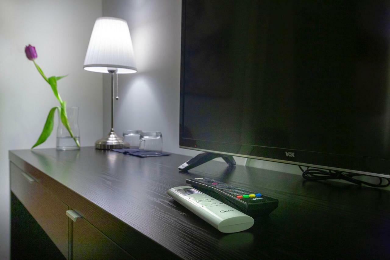 4Rooms 4U Belgrado Buitenkant foto